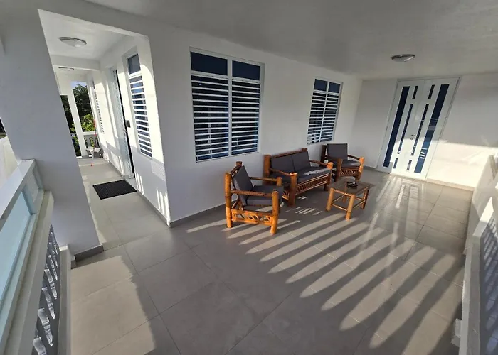 Casa Anastasia Beachside Villa With Pool